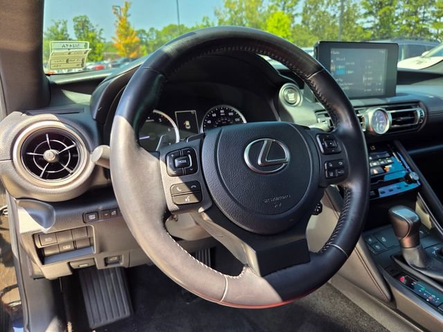 Used 2022 Lexus IS 300 w/ Premium Package RWD image 10