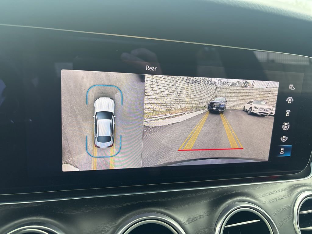 Used 2023 Mercedes-Benz E 350 4MATIC Sedan image 21