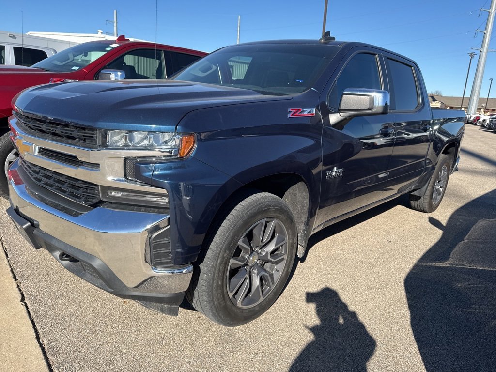 Used 2020 Chevrolet Silverado 1500 LT w/ Texas Edition image 2