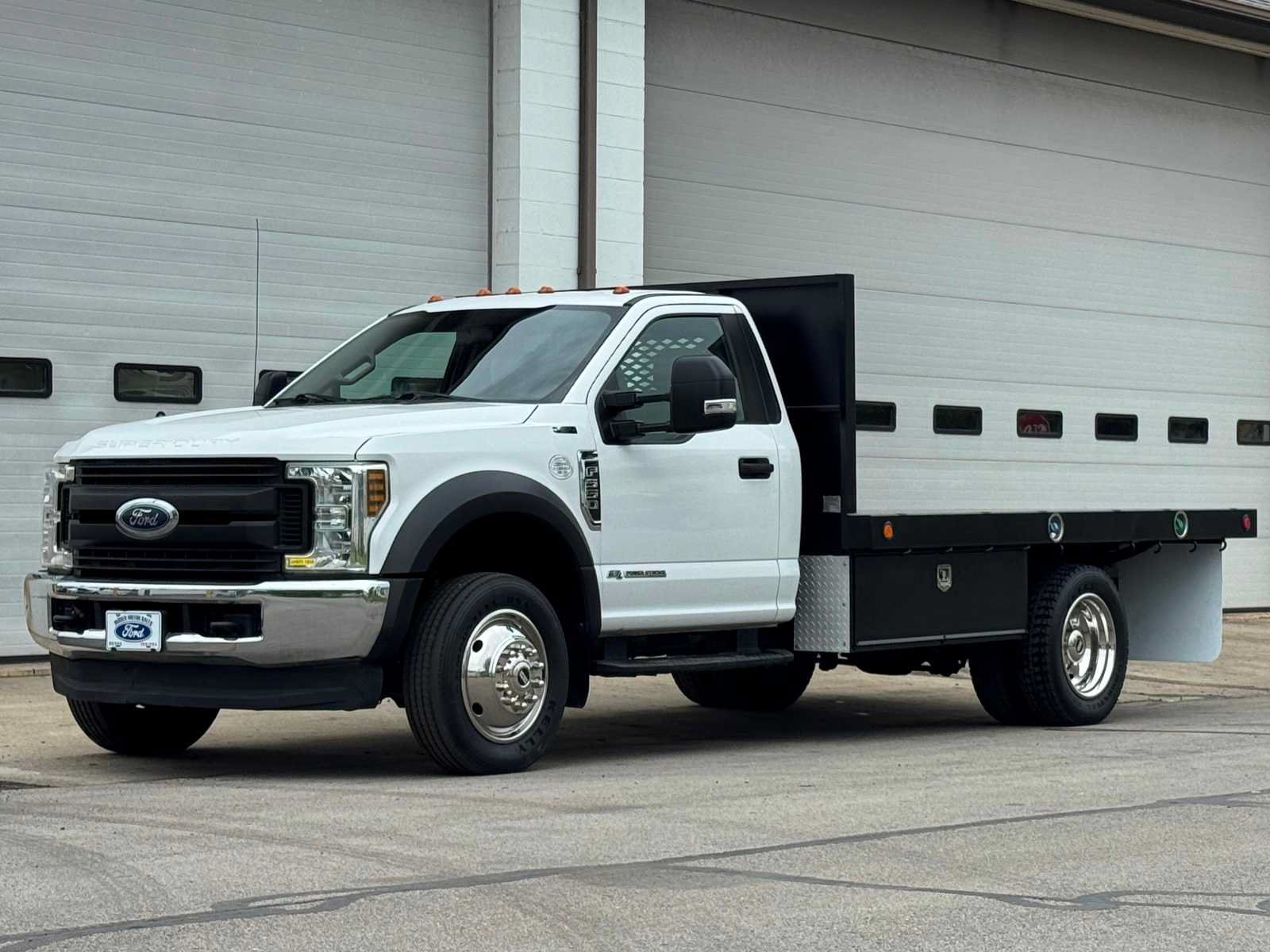 Used 2018 Ford F550 4x4 Regular Cab Super Duty image 1