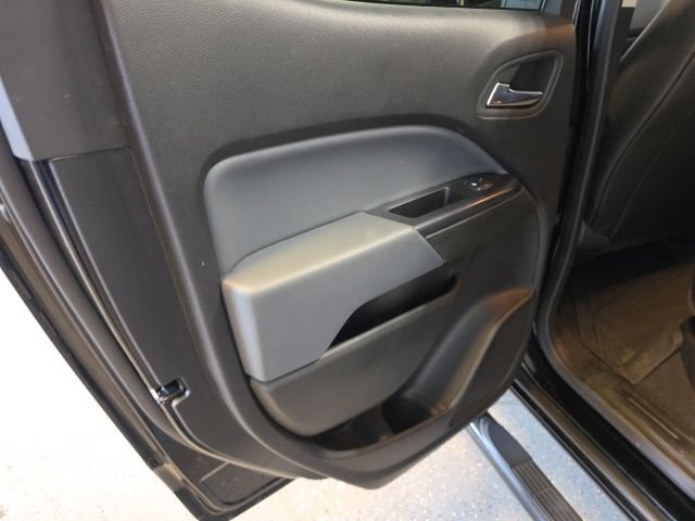 Used 2021 Chevrolet Colorado Z71 AWD/4WD image 15