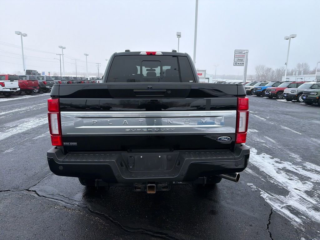 Used 2022 Ford F250 Platinum w/ FX4 Off-Road Package image 4