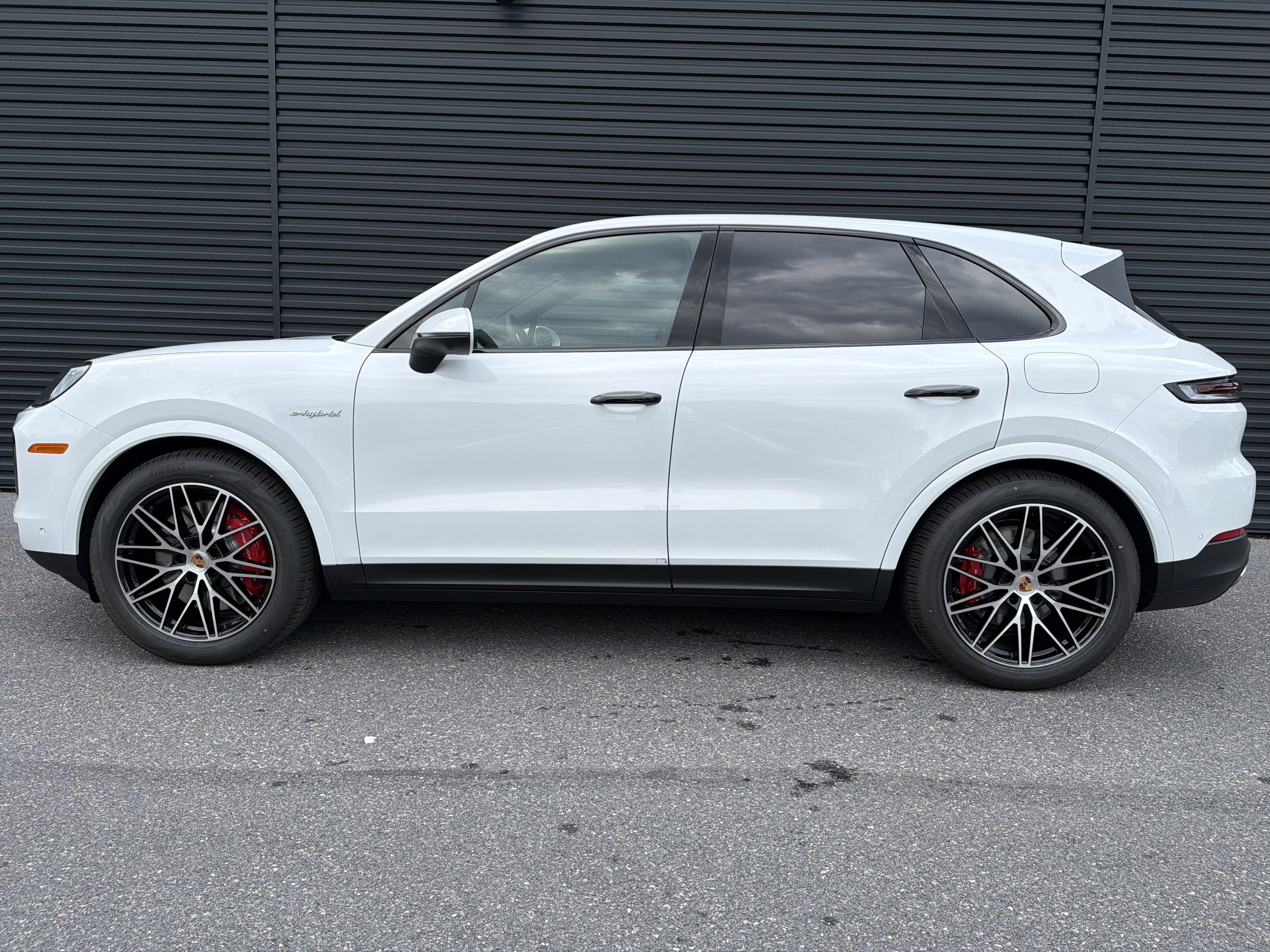 New 2026 Porsche Cayenne S AWD/4WD image 2