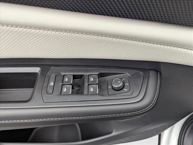 New 2026 Volkswagen Atlas Cross Sport SEL Premium R-Line image 10