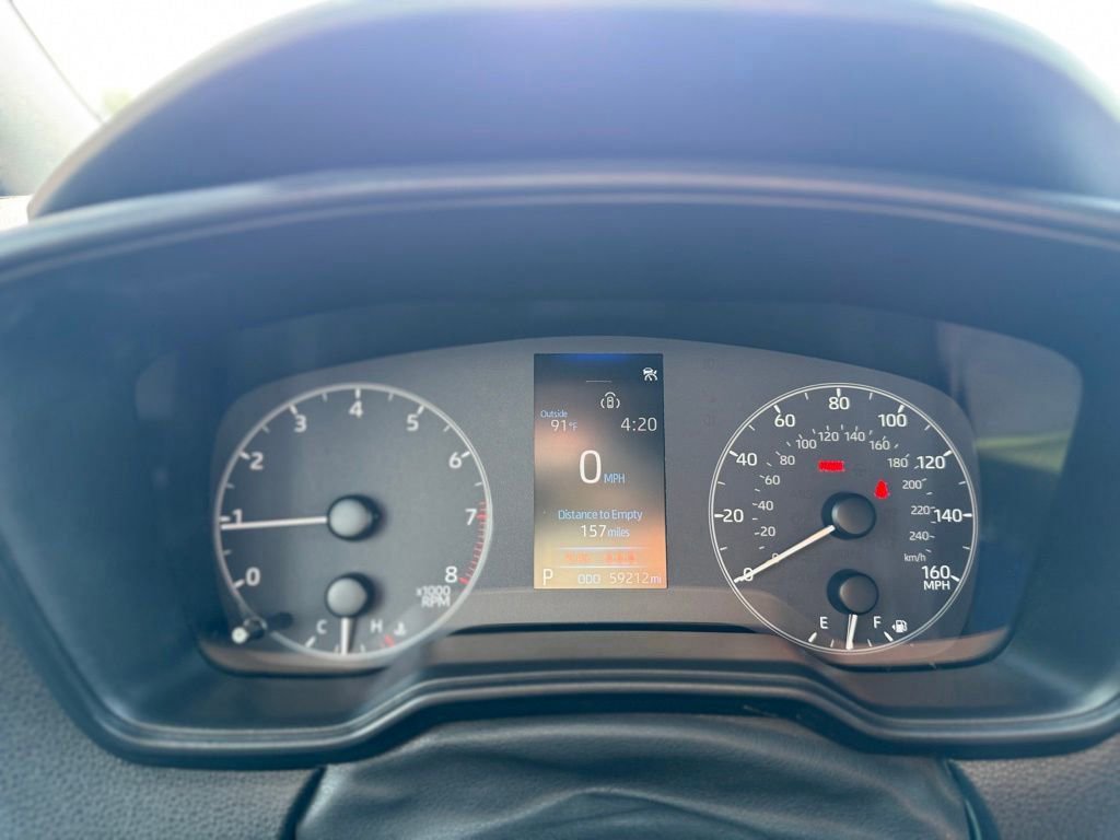 Used 2023 Toyota Corolla SE image 12