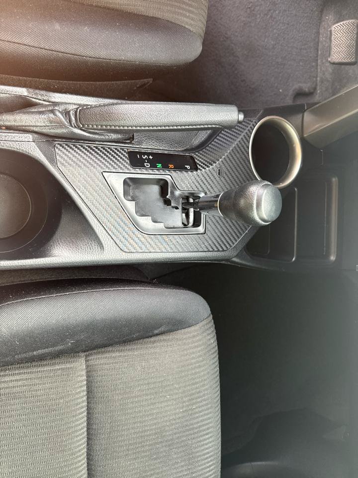 Used 2015 Toyota RAV4 LE FWD image 15