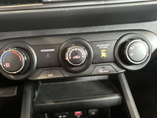 Certified 2024 Kia Forte LXS w/ LXS Technology Package image 18