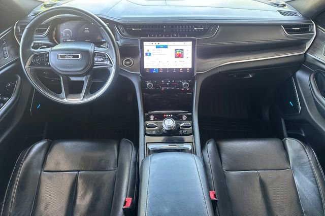 Used 2021 Jeep Grand Cherokee L Overland w/ Luxury Tech Group IV AWD/4WD image 13