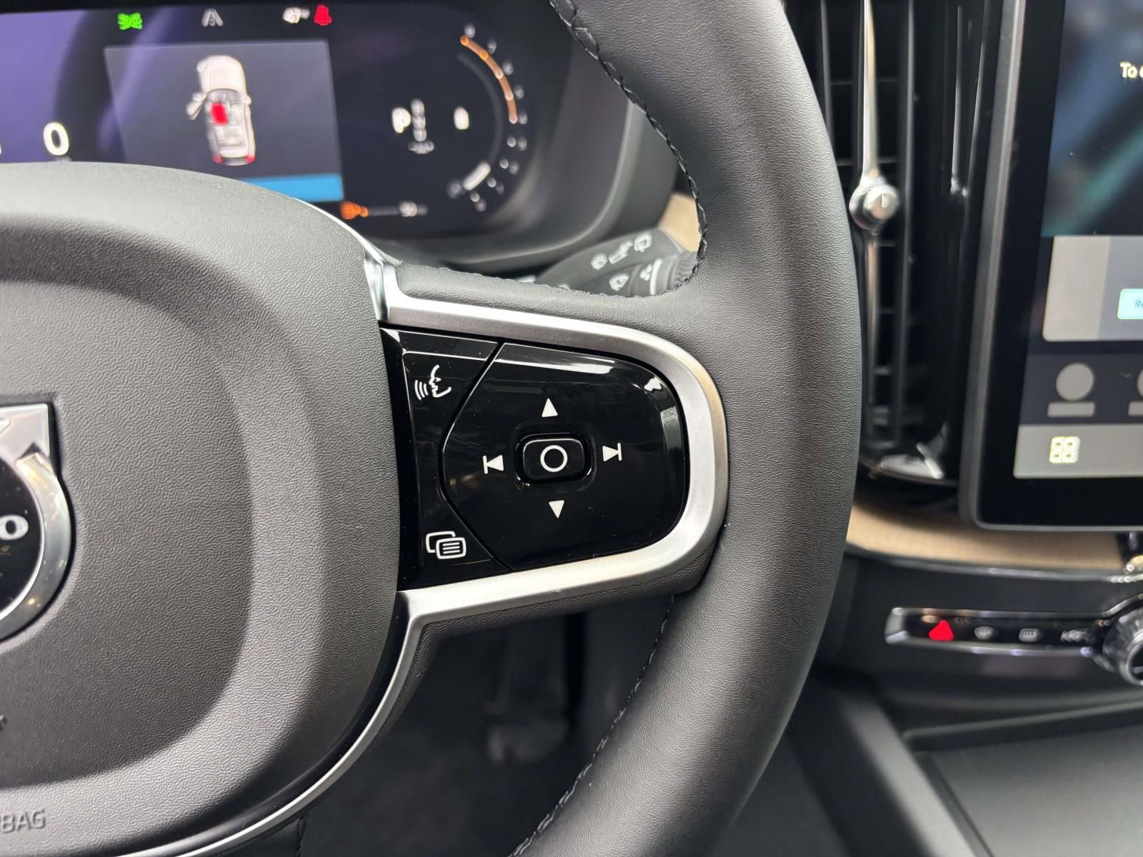 New 2026 Volvo XC60 B5 Plus w/ Protection Package Premier image 16