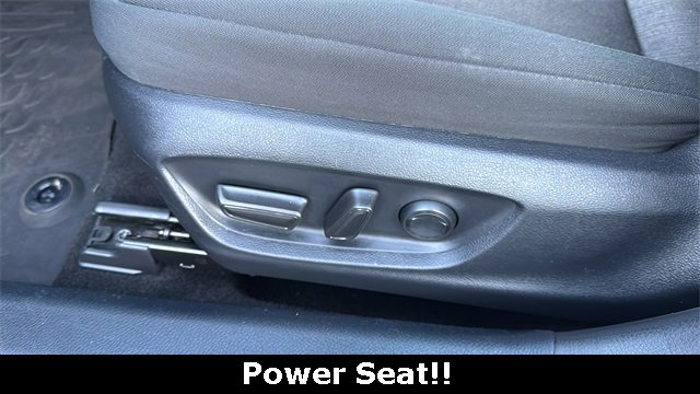 Used 2024 Toyota Camry LE image 6