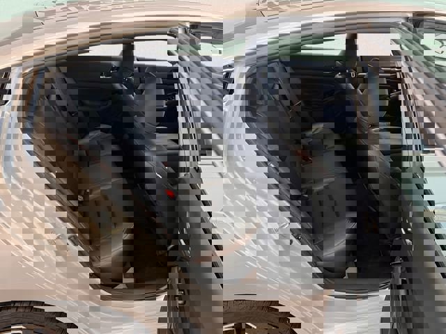 Used 2025 Nissan Altima 2.5 SR FWD image 11