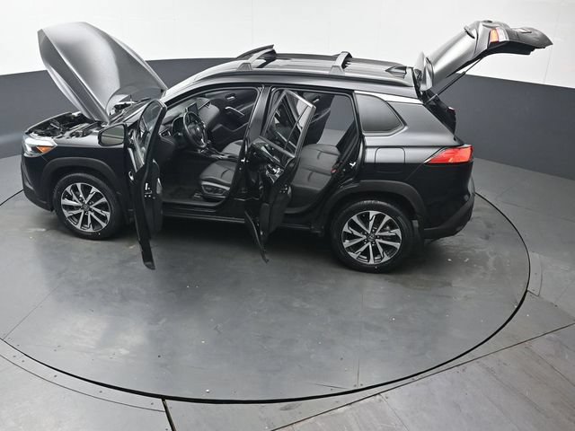 Certified 2022 Toyota Corolla Cross XLE w/ Black Badges Package (TMS) AWD/4WD image 48