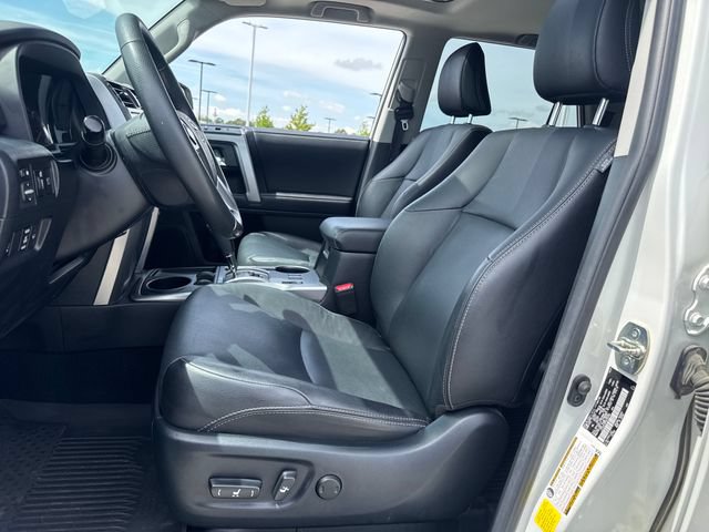 Used 2022 Toyota 4Runner Limited RWD image 16