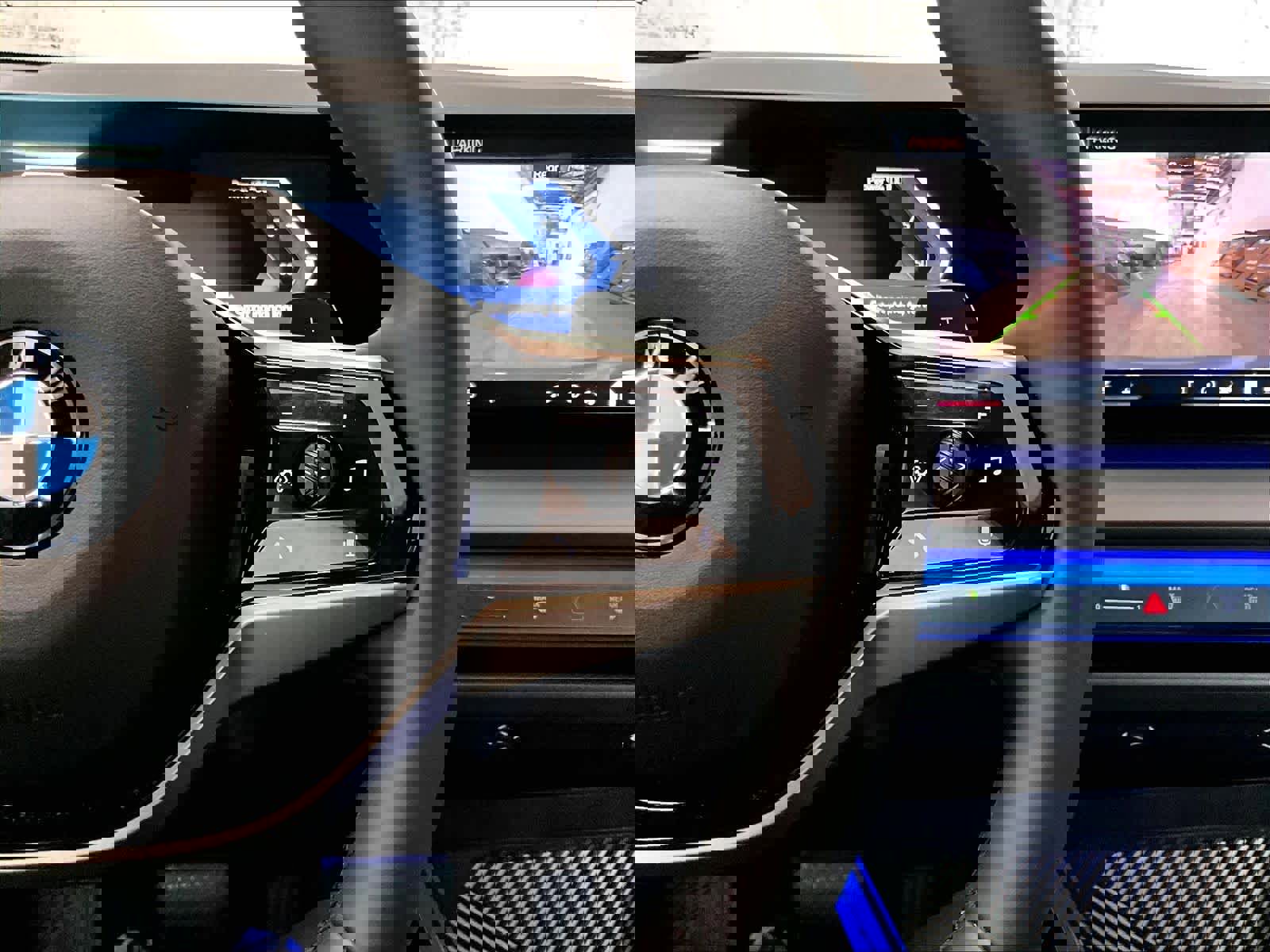 Certified 2025 BMW X3 xDrive30i w/ Convenience Package image 22