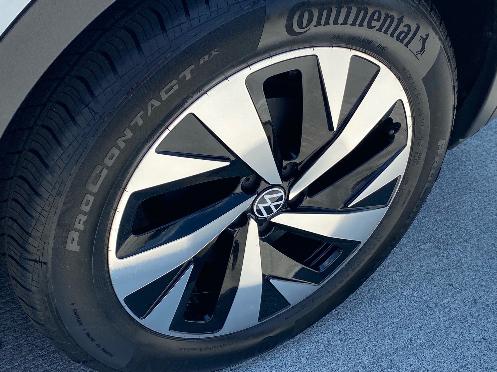 Certified 2023 Volkswagen ID.4 2WD image 20