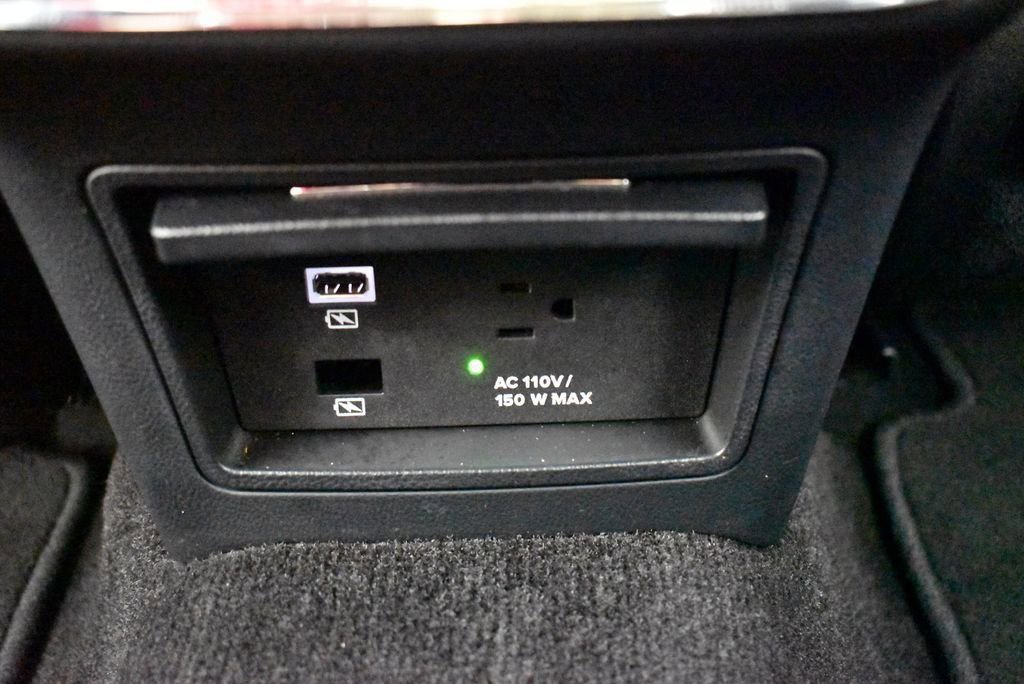 Used 2018 Lincoln Continental Reserve FWD image 23