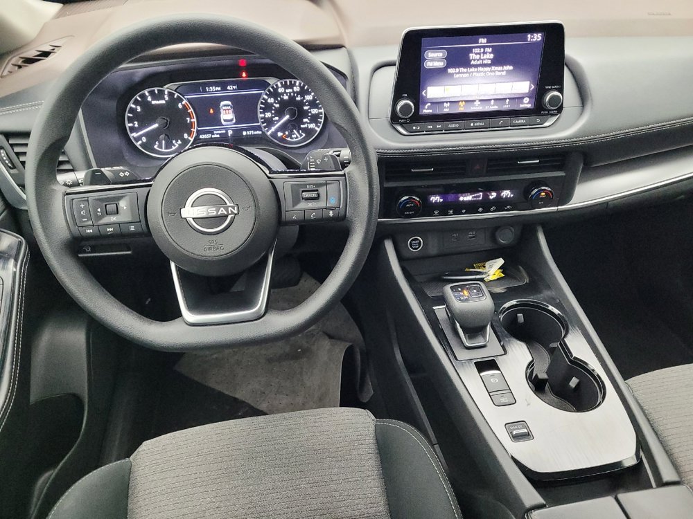 Used 2023 Nissan Rogue SV image 22