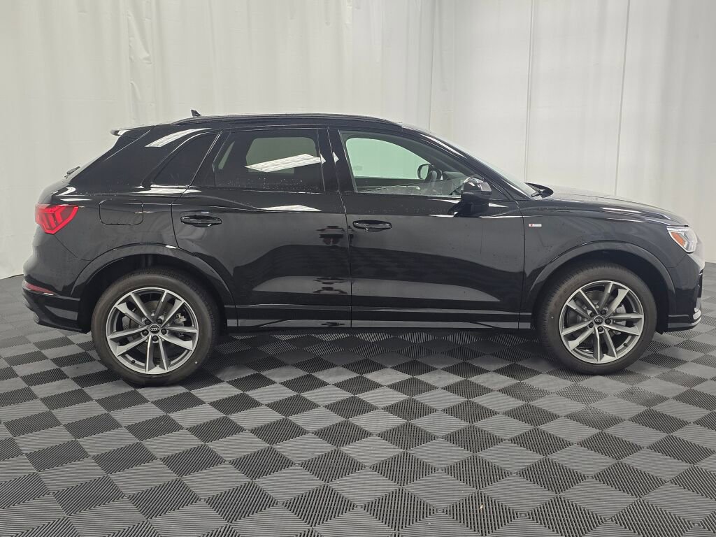 New 2025 Audi Q3 2.0T Premium image 7