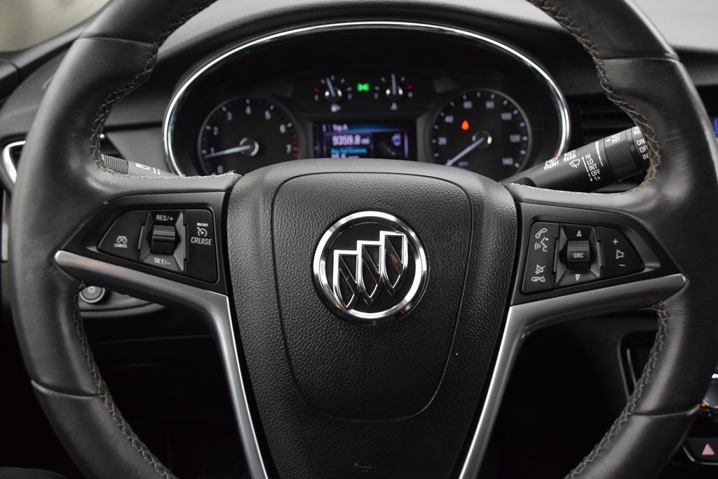 Used 2022 Buick Encore Preferred w/ Safety Package image 21