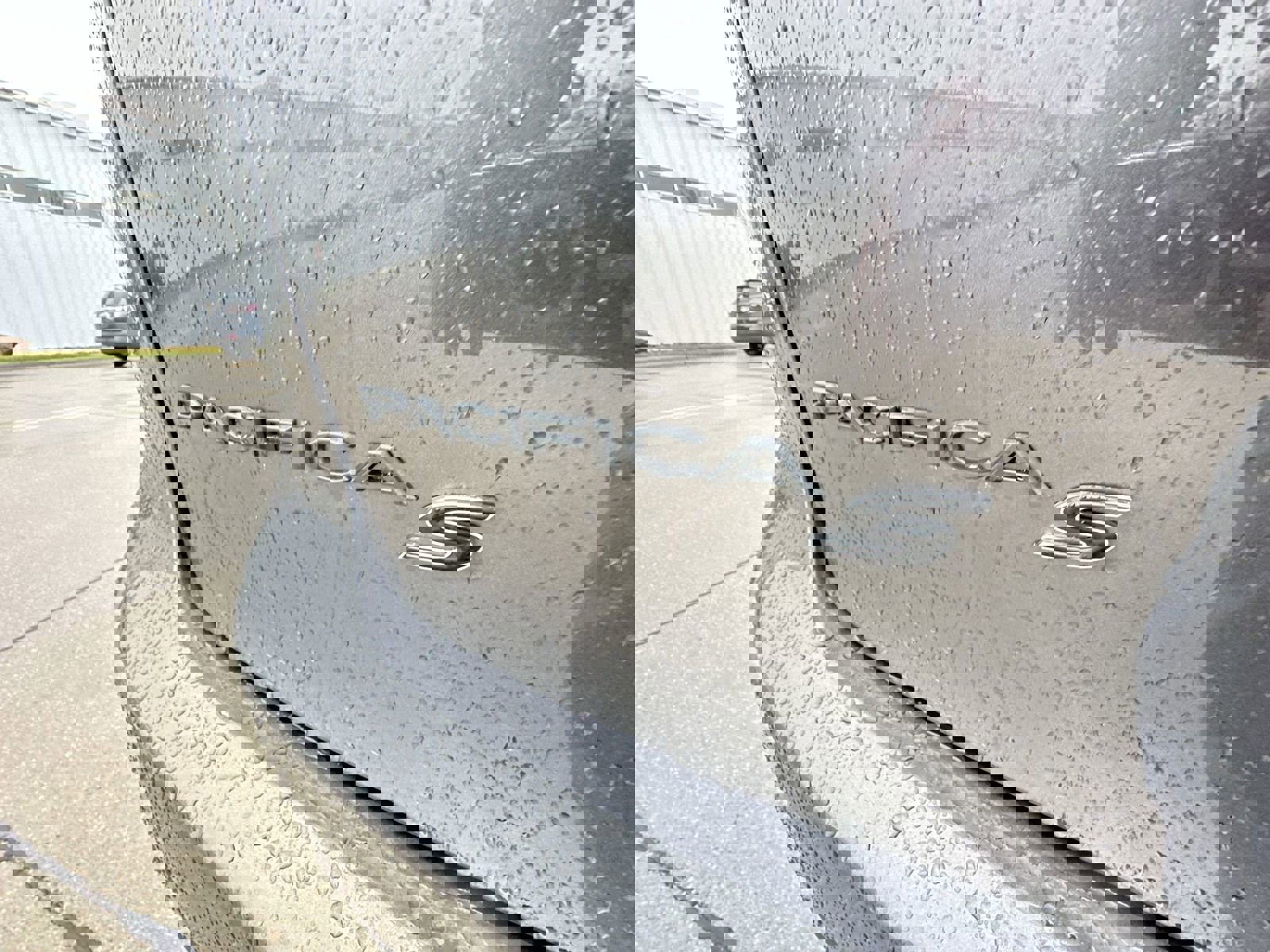 Used 2021 Chrysler Pacifica Touring-L w/ Uconnect Theater Family Group AWD/4WD image 32