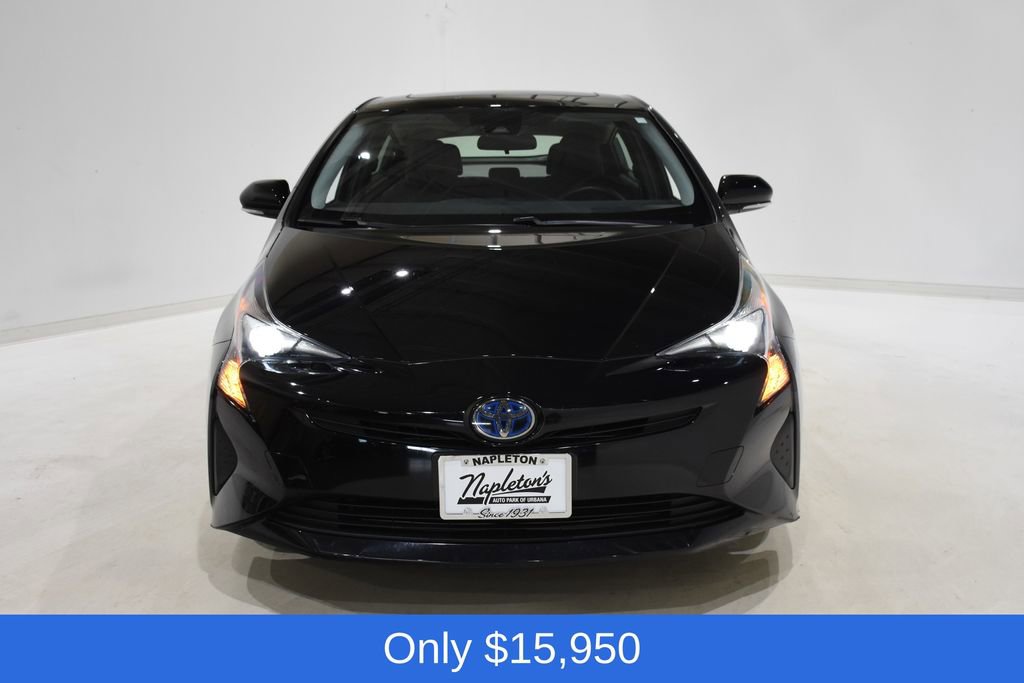 Used 2016 Toyota Prius Four image 2