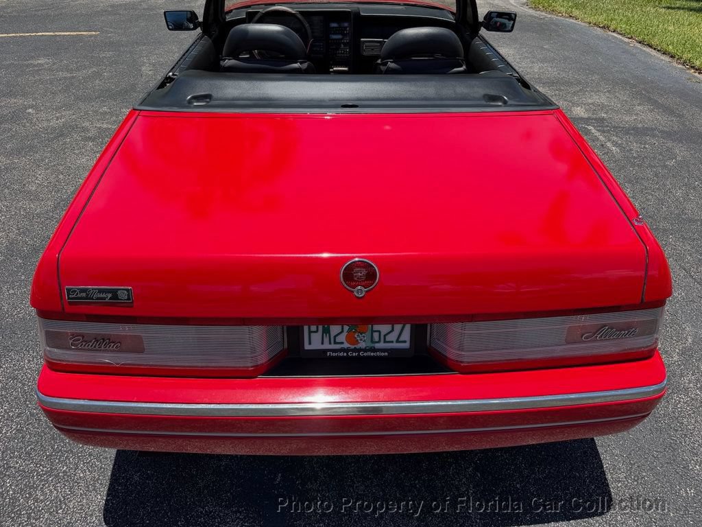Used 1990 Cadillac Allante FWD image 25