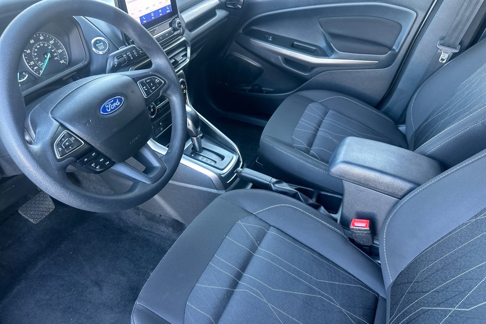 Used 2022 Ford EcoSport SE w/ SE Convenience Package image 10