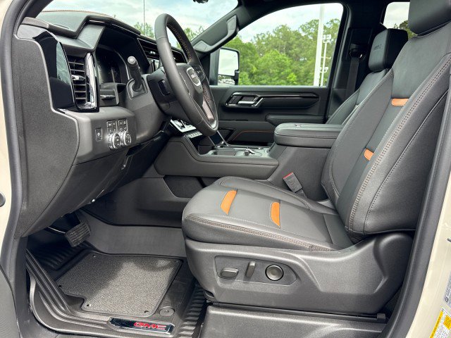 New 2026 GMC Sierra 2500 AT4 AWD/4WD image 18