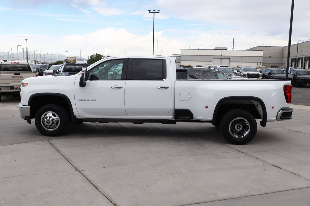 Used 2020 Chevrolet Silverado 3500 LTZ w/ Gooseneck/5TH Wheel Package AWD/4WD image 3