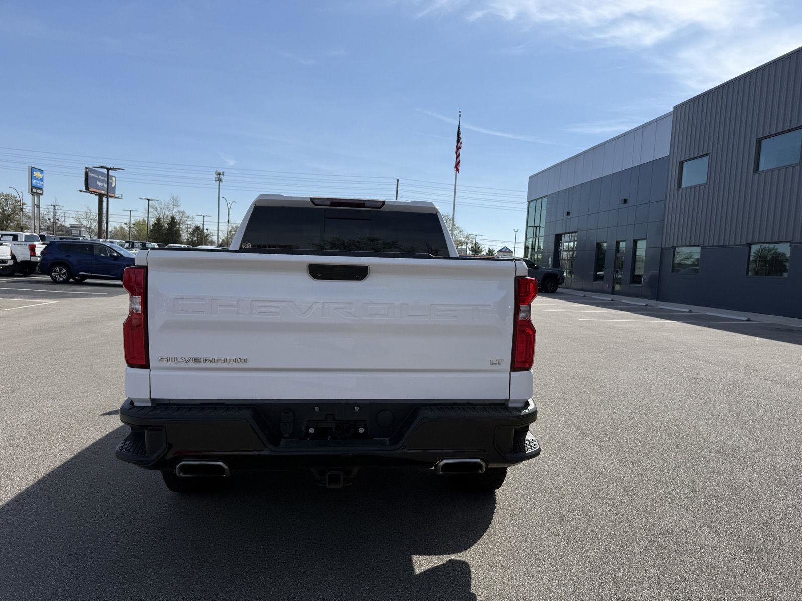 Used 2020 Chevrolet Silverado 1500 LT Trail Boss image 4