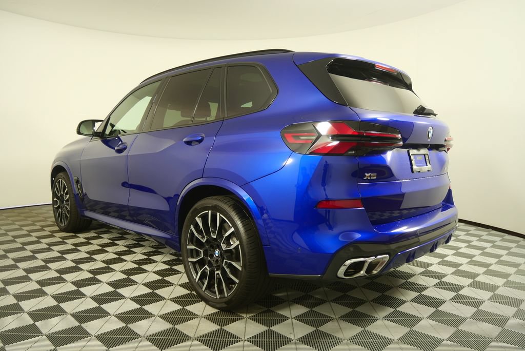 Certified 2026 BMW X5 M60i AWD/4WD image 5