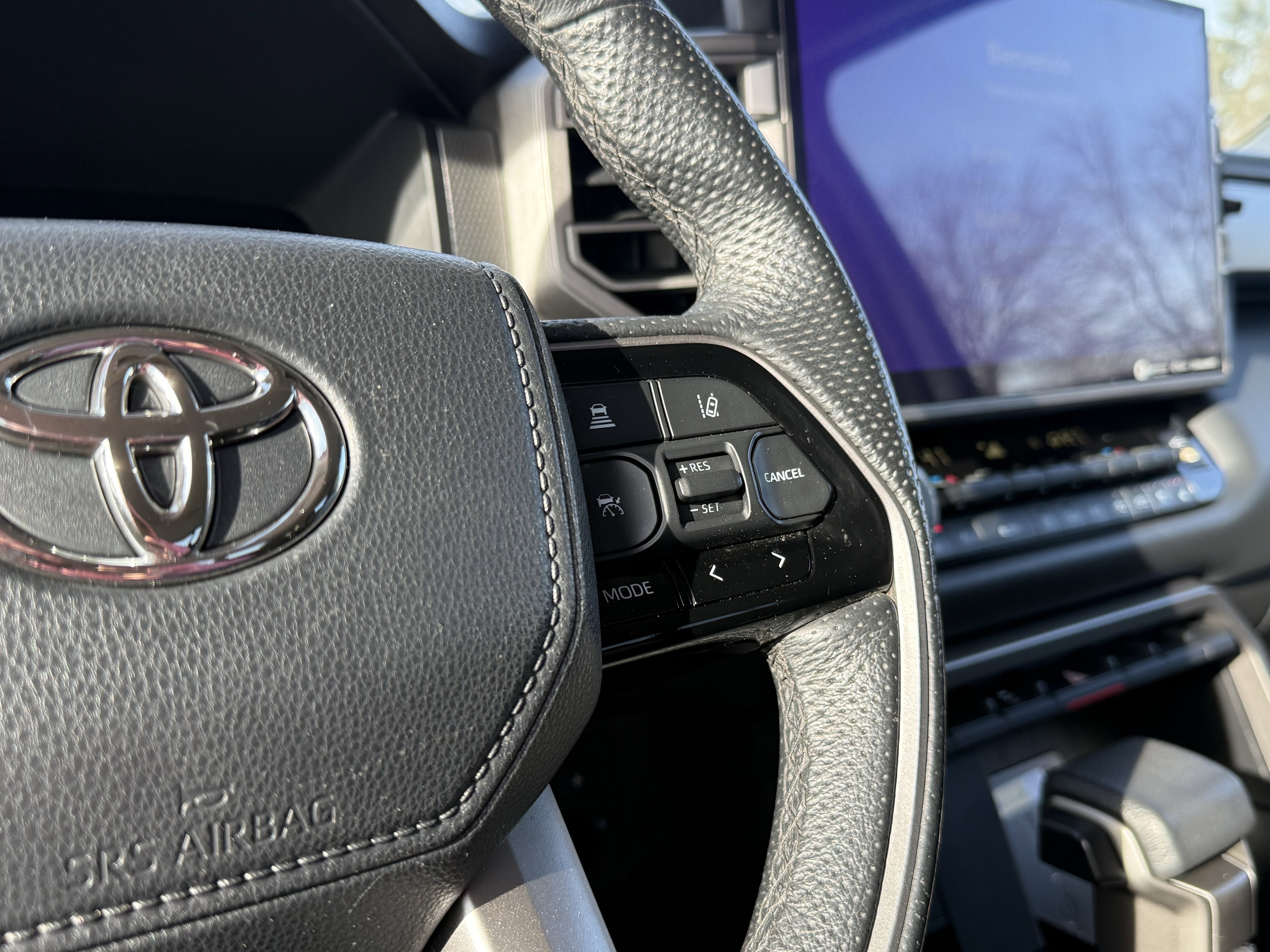Used 2022 Toyota Tundra Limited image 18