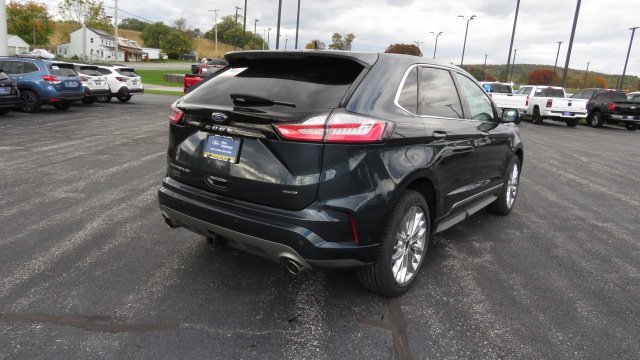 Certified 2022 Ford Edge Titanium w/ Equipment Group 301A image 7