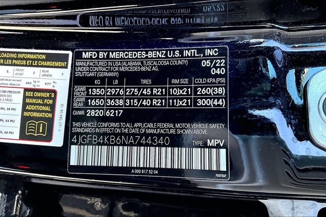 Used 2022 Mercedes-Benz GLE 350 4MATIC w/ AMG Line Exterior image 4