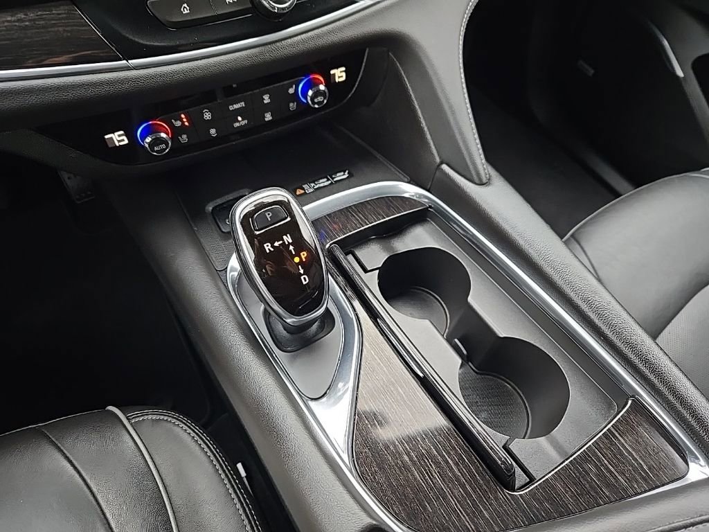 Used 2020 Buick Enclave Avenir image 24