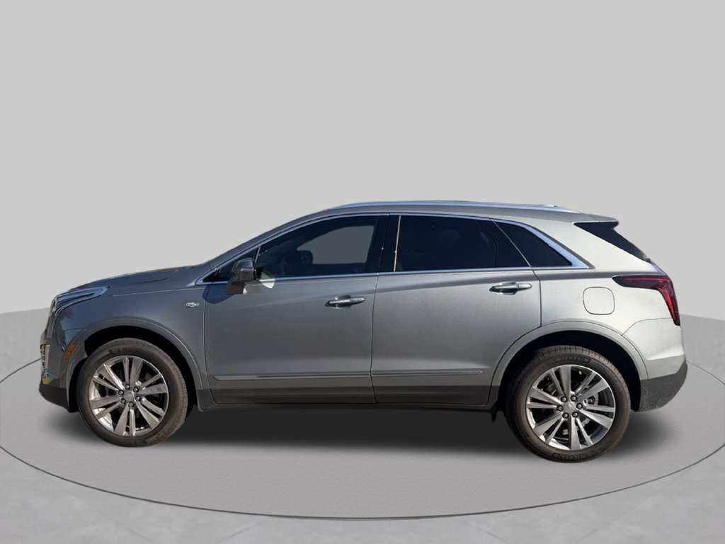 Used 2024 Cadillac XT5 Premium Luxury w/ LPO, Floor Liner Package FWD image 9