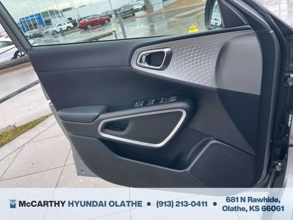 Used 2023 Kia Soul S image 31