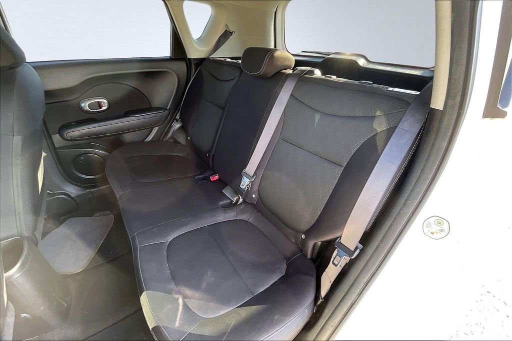 Used 2016 Kia Soul image 24
