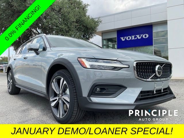 New 2026 Volvo V60 B5 Cross Country Plus w/ Protection Package Premier
