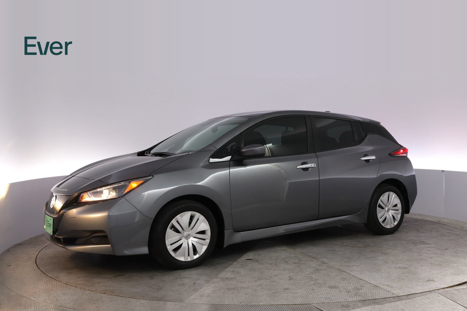 Used 2025 Nissan Leaf S FWD image 18