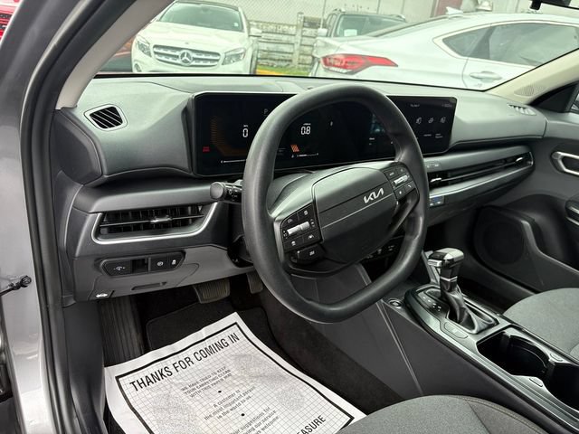 Used 2025 Kia K4 FWD image 21