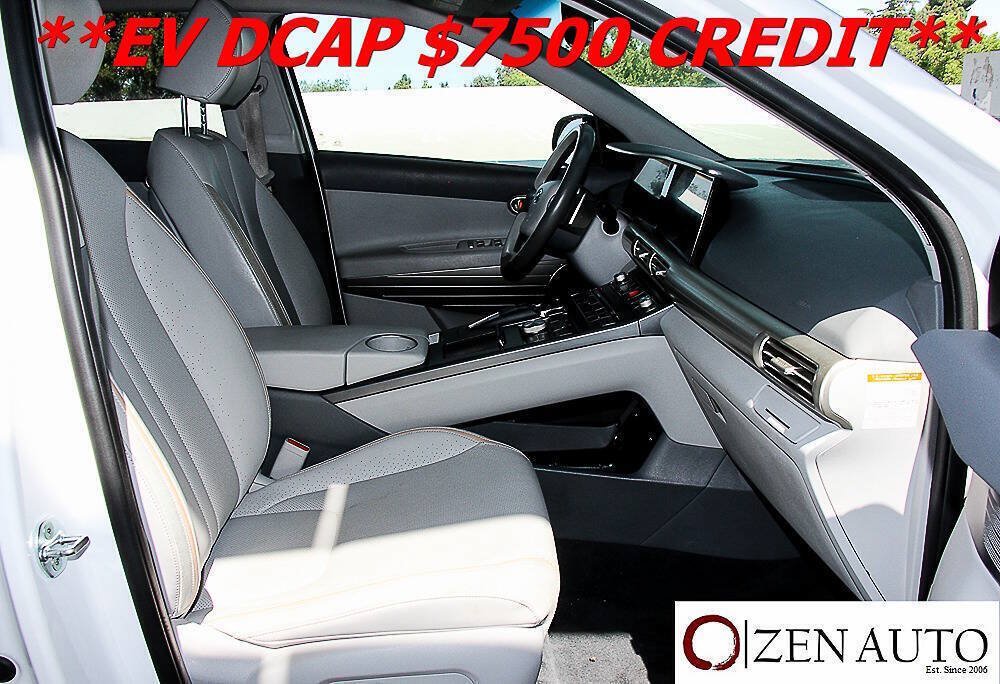 Used 2021 Hyundai Nexo Blue FWD image 28