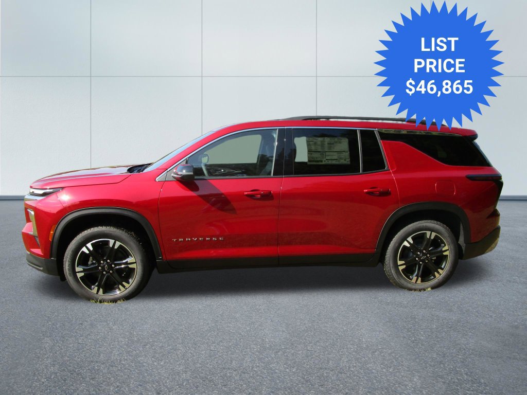 New 2027 Chevrolet Traverse LT w/ Sun and Wheel Package FWD image 3