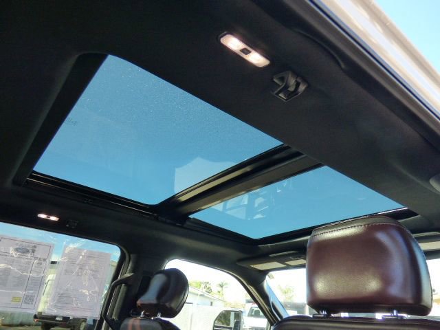 Used 2017 Ford F350 Platinum w/ Platinum Ultimate Package AWD/4WD image 18