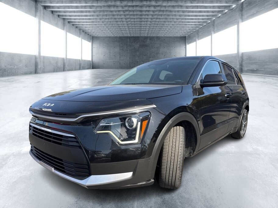 Used 2023 Kia Niro LX FWD image 1