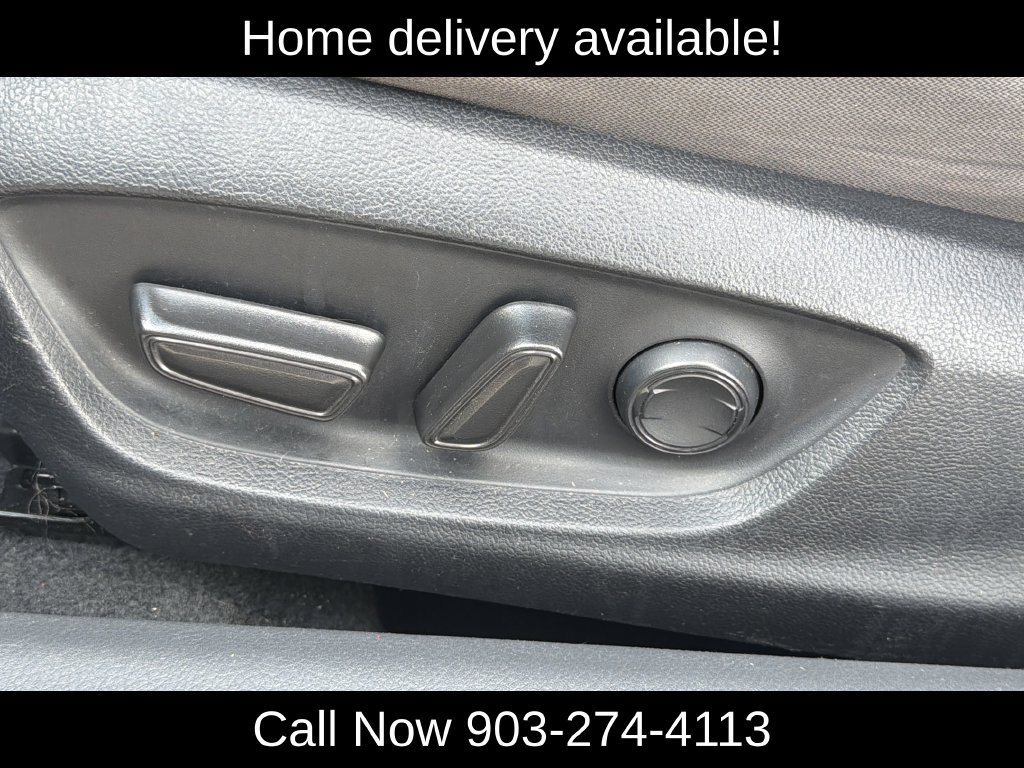 Used 2023 Toyota Camry LE FWD image 11