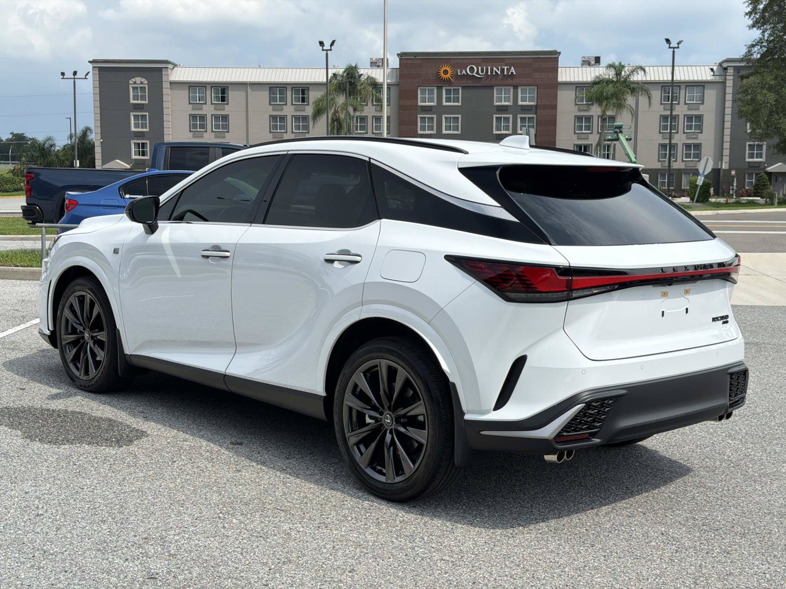 Used 2025 Lexus RX 350 F Sport w/ Convenience Package AWD/4WD image 6