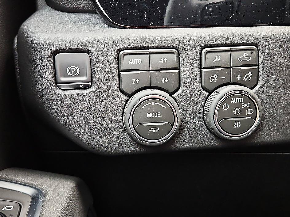 New 2026 Chevrolet Silverado 3500 High Country AWD/4WD image 21