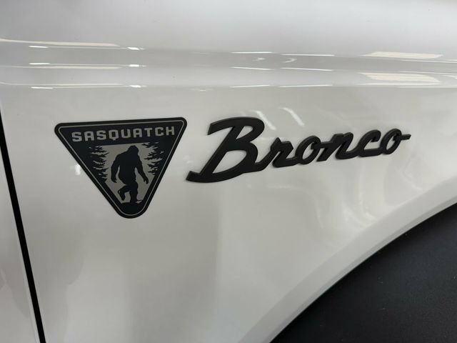 Used 2023 Ford Bronco 2-Door w/ Sasquatch Package AWD/4WD image 34