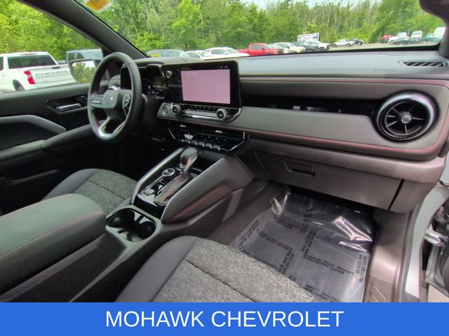 Used 2024 Chevrolet Colorado Z71 w/ Z71 Convenience Package 2 AWD/4WD image 30